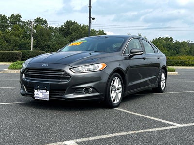 2016 Ford Fusion SE