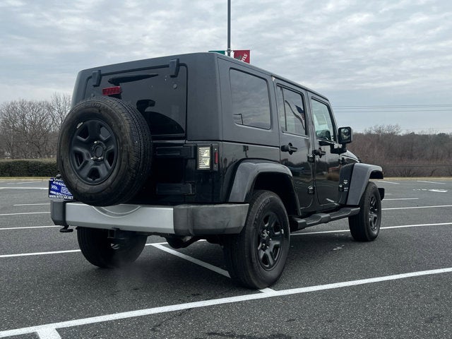 2010 Jeep Wrangler Unlimited 4WD 4dr Sahara