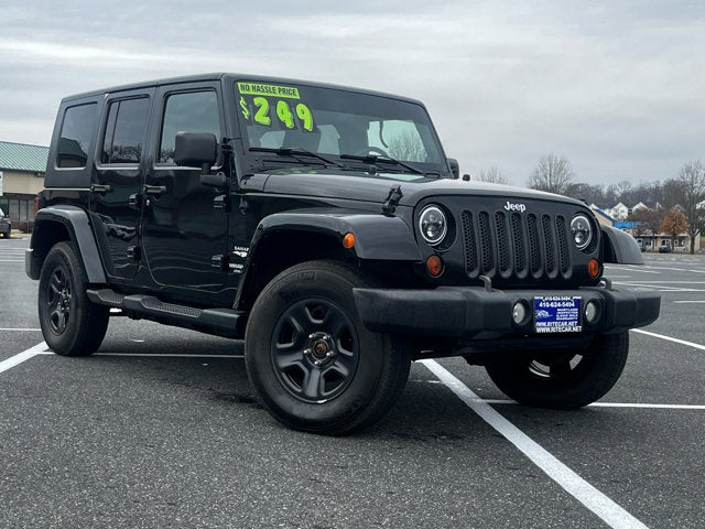 2010 Jeep Wrangler Unlimited 4WD 4dr Sahara