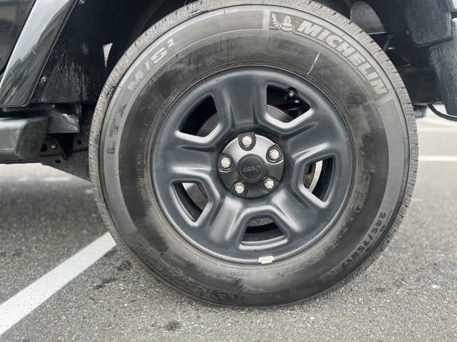 2010 Jeep Wrangler Unlimited 4WD 4dr Sahara