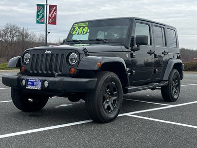 2010 Jeep Wrangler Unlimited 4WD 4dr Sahara