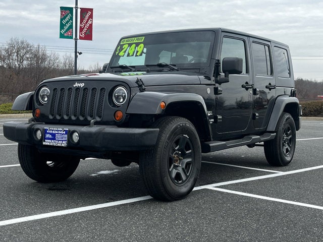 2010 Jeep Wrangler Unlimited 4WD 4dr Sahara