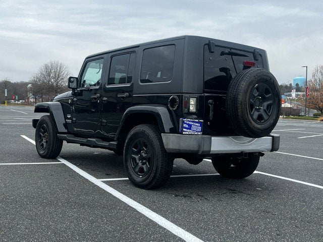 2010 Jeep Wrangler Unlimited 4WD 4dr Sahara