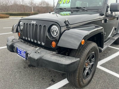 2010 Jeep Wrangler Unlimited 4WD 4dr Sahara