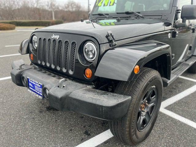 2010 Jeep Wrangler Unlimited 4WD 4dr Sahara