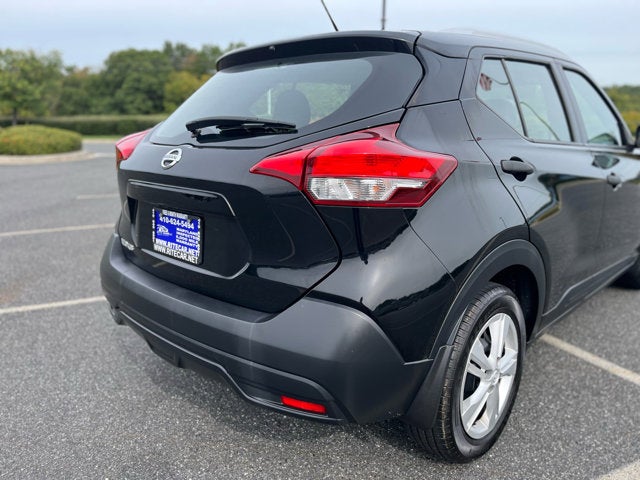 2019 Nissan Kicks S