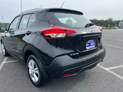 2019 Nissan Kicks S