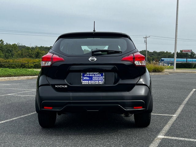 2019 Nissan Kicks S